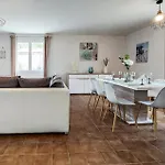 3 Bedroom Beach Front Home In Royan Holiday home *